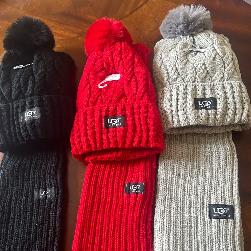 New kids, UGG hat and scarf set good quality soft for inside  1 each